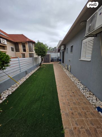 יחידת דיור, לוי אשכול, ברנדייס, חדרה