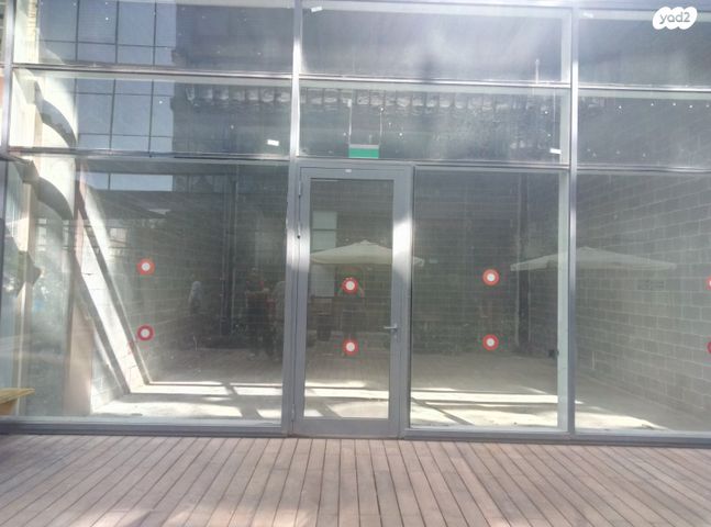 חנויות/ שטח מסחרי, הברזל, עתידים, אזור התעסוקה רמת החייל, תל אביב יפו