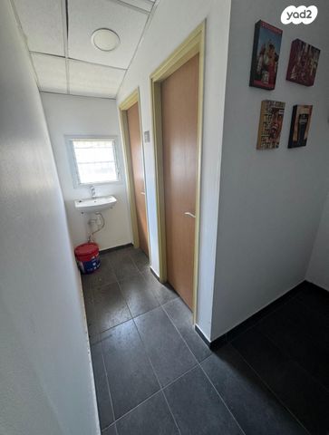 משרדים, כפר סבא