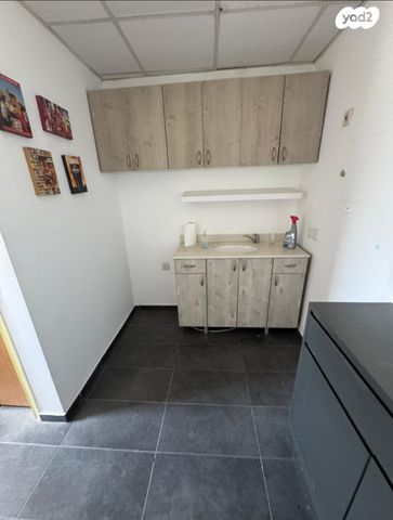 משרדים, כפר סבא