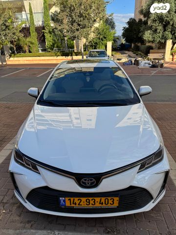 טויוטה קורולה