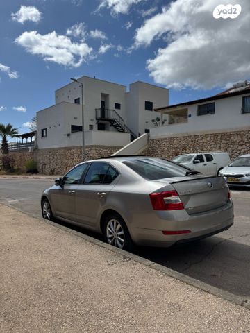 סקודה אוקטביה 