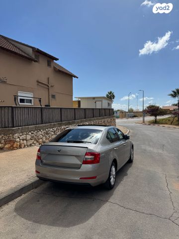 סקודה אוקטביה 