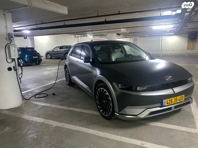 יונדאי איוניק 5