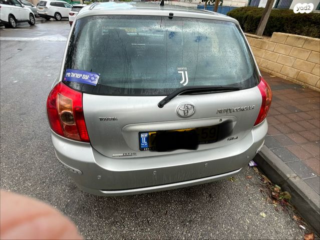 טויוטה קורולה