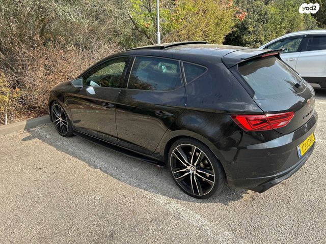 מודעת רכב סיאט לאון