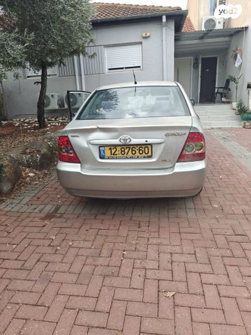 טויוטה קורולה