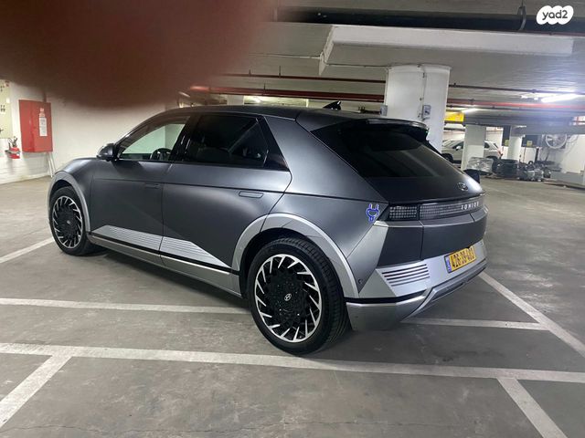 יונדאי איוניק 5