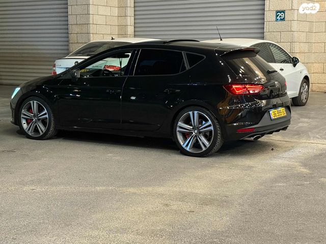 מודעת רכב סיאט לאון