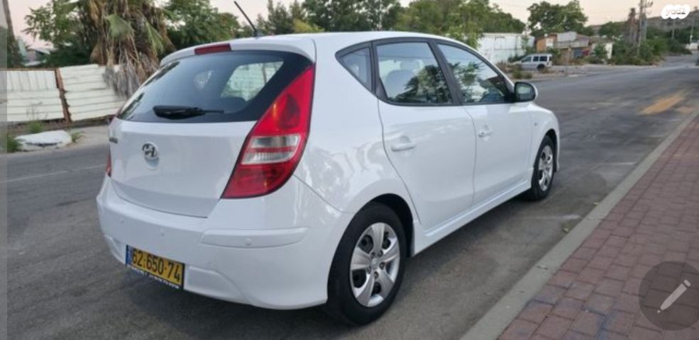 יונדאי i30