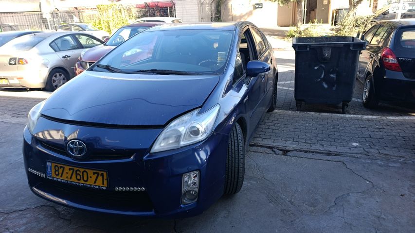 מודעת רכב טויוטה פריוס