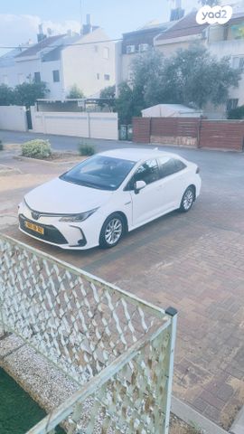 טויוטה קורולה