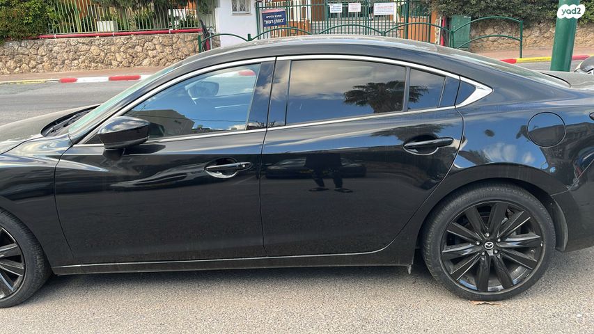 מאזדה 6