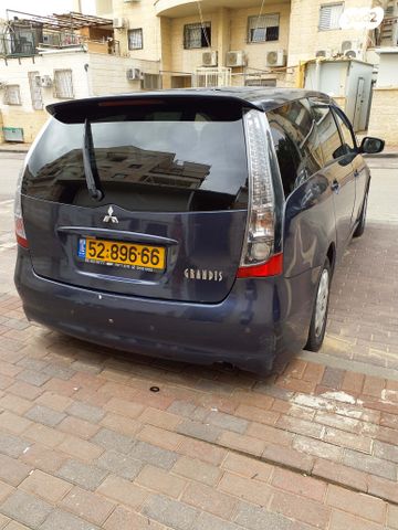מודעת רכב מיצובישי גרנדיס