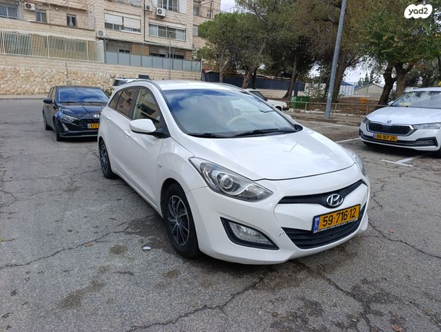 יונדאי i30