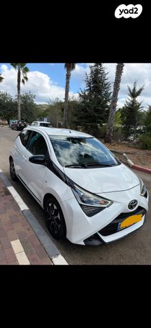 טויוטה אייגו