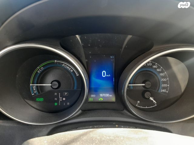 טויוטה אוריס