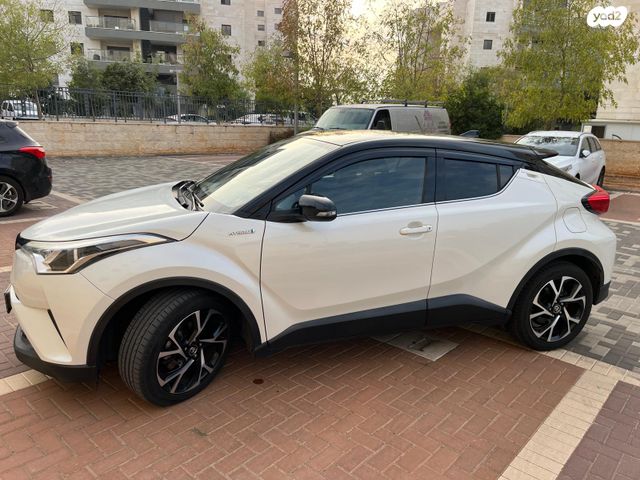 טויוטה C-HR