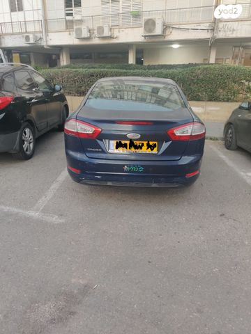 פורד מונדאו