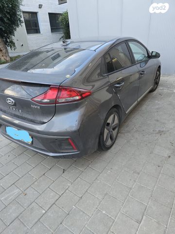 יונדאי איוניק