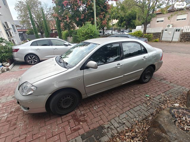 טויוטה קורולה