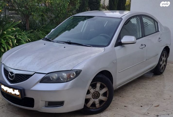 מודעת רכב מאזדה 3