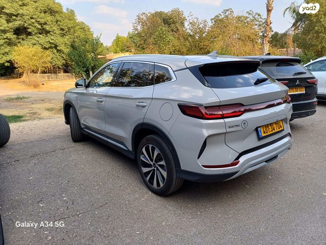 בי.ווי.די סיל U