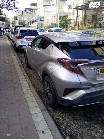 טויוטה C-HR
