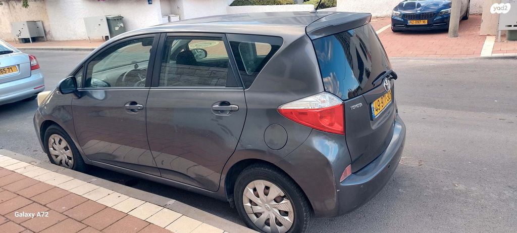 טויוטה ורסו-S