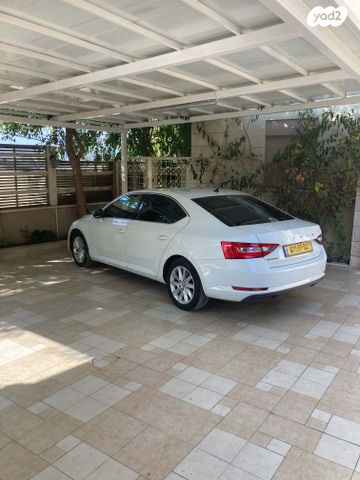 מודעת רכב סקודה סופרב