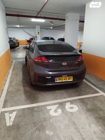 יונדאי איוניק