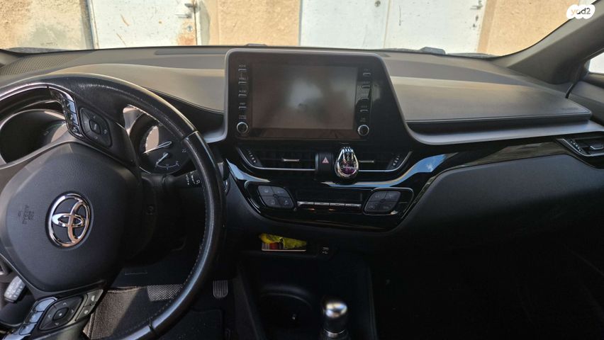 טויוטה C-HR