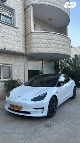 טסלה מודל 3