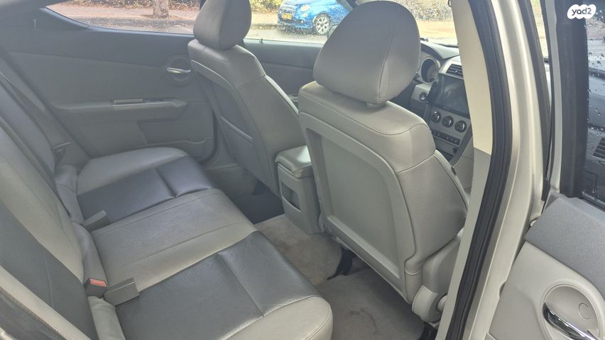 דודג' אוונג'ר