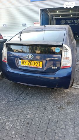 טויוטה פריוס