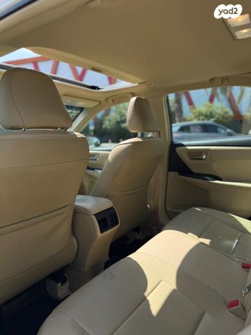 טויוטה קאמרי