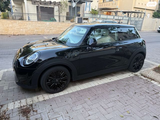 מיני קופר SE (חשמלית)