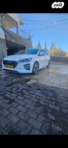 יונדאי איוניק