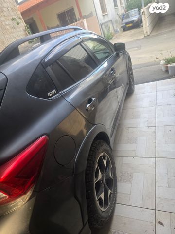 מודעת רכב סובארו XV