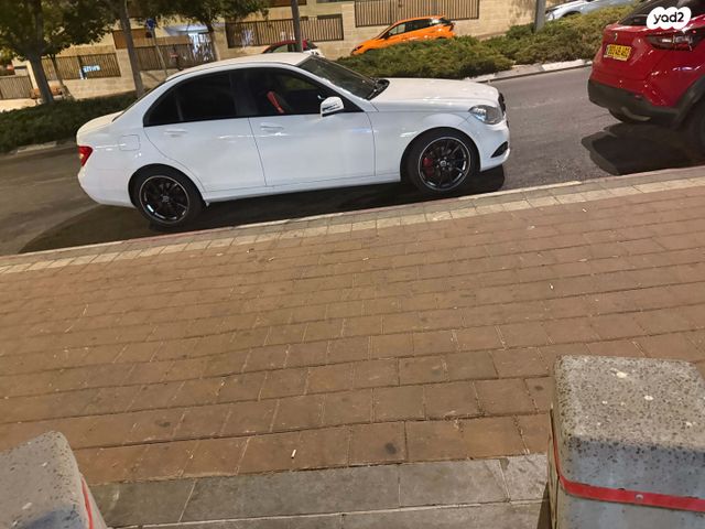 מרצדס-בנץ C-class