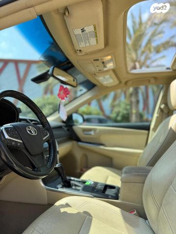 טויוטה קאמרי