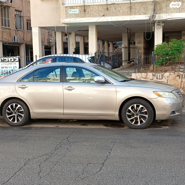 מודעת רכב טויוטה קאמרי