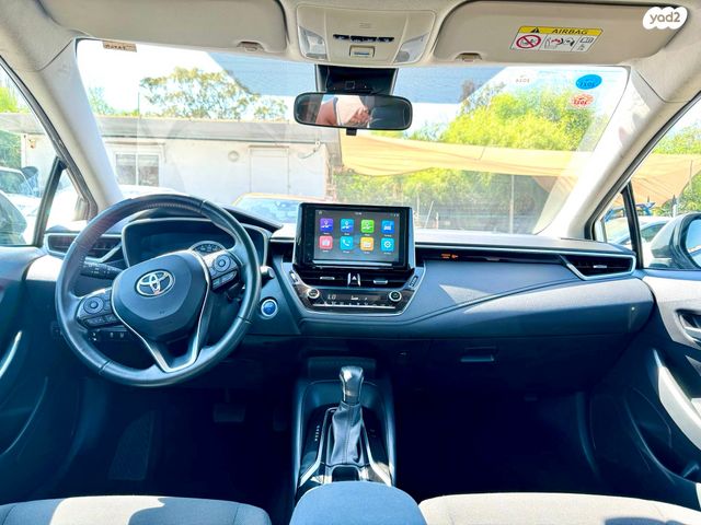 טויוטה קורולה