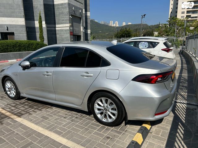 טויוטה קורולה