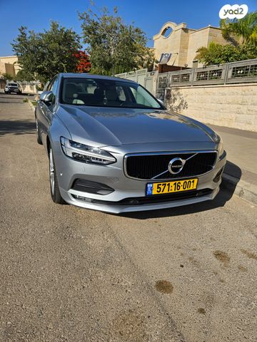 וולוו S90