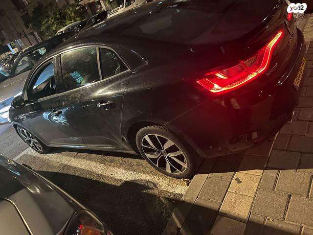 רנו מגאן