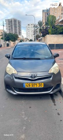 טויוטה ורסו-S