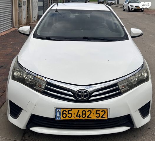 מודעת רכב טויוטה קורולה