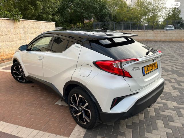 טויוטה C-HR