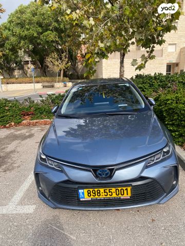 טויוטה קורולה